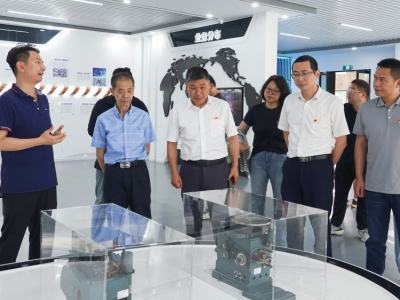 建引领聚合力，业务协同谱新篇——w66集团科技党支部赴田中精机参观互换